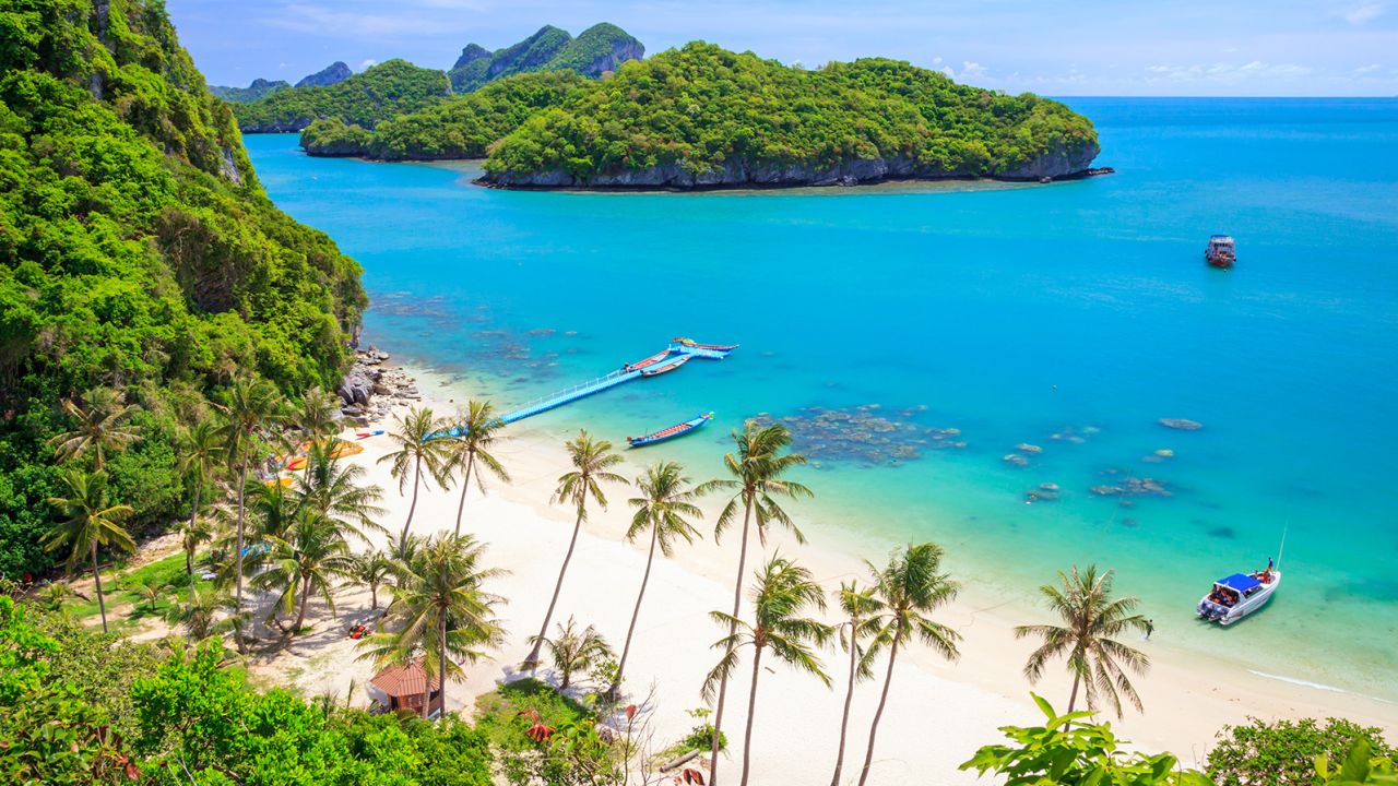 مرکز پرواز انگلستان نرخ کرایه ها را به تایلند نسبت به سال گذشته 50 درصد افزایش می دهد.  جزیره تفریحی Koh Samui بین گردشگران محبوب است.
