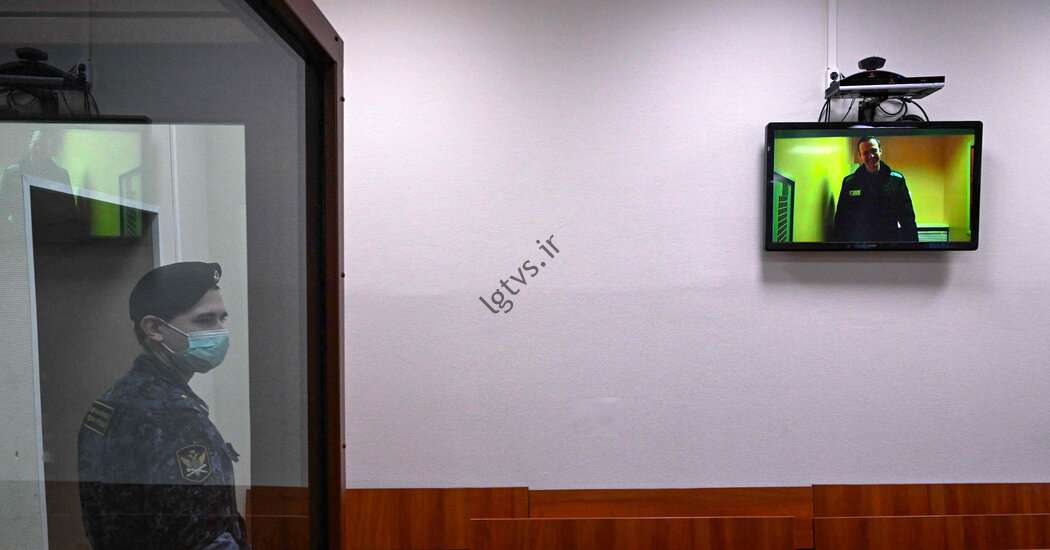 الکسی ناوالنی، منتقد ارشد کرملین، می‌گوید اتهام جدید باعث عمر می‌شود